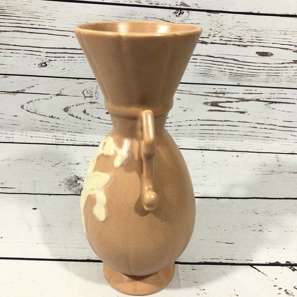 Weller Peach Cameo Floral Vase Urn - Picture 3 of 9